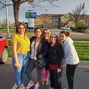 Meet your Posher, Lori